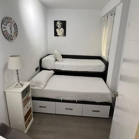 Nuevo!! Apartamento Lujo&Confort. Parking Sevilla Eksteriør bilde