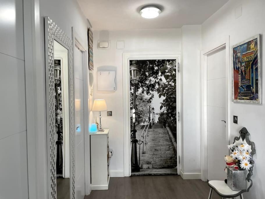 Nuevo!! Apartamento Lujo&Confort. Parking Sevilla Eksteriør bilde